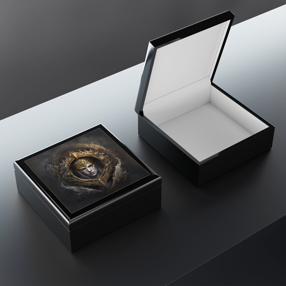 Elden Ring Queen Jewelry Box: Glossy Gamer Stash Box