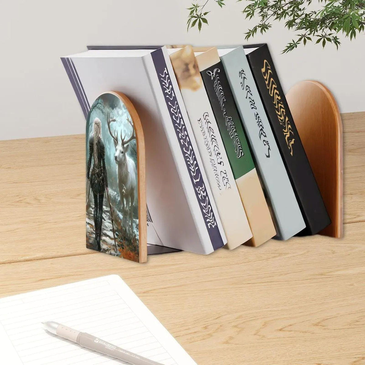 Reading Nook Decor Book Nook Book Gifts Throne of Glass Merch Bookish Gift for Sarah J Maas Fans Manon Blackbeak Wood Bookend Acotar Fantasy